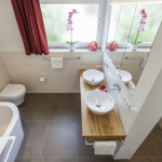 Saier Ulm Bad Badewanne Waschtisch Toilette